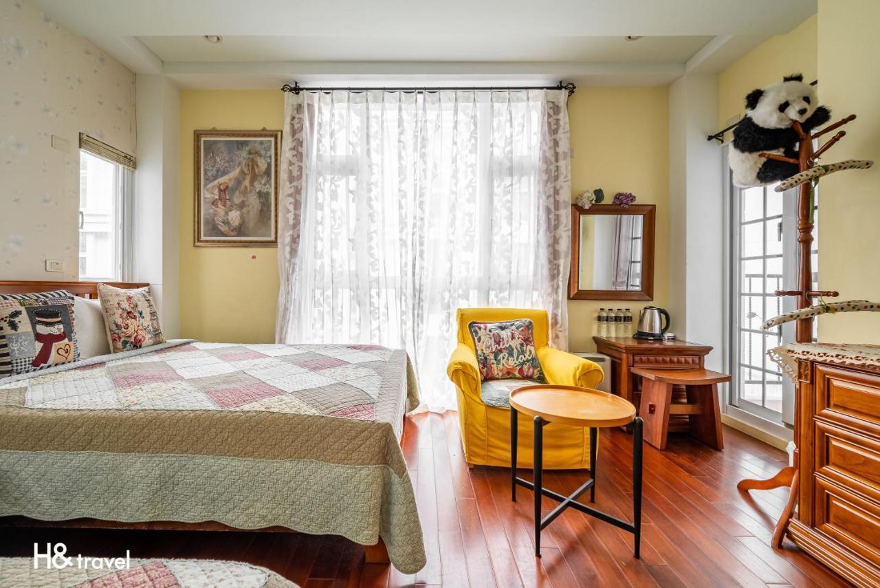 White Cotton Candy Homestay Hualien City Room photo